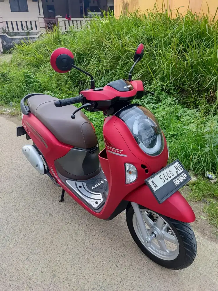 Honda Scoopy Prestige 2025 Merah