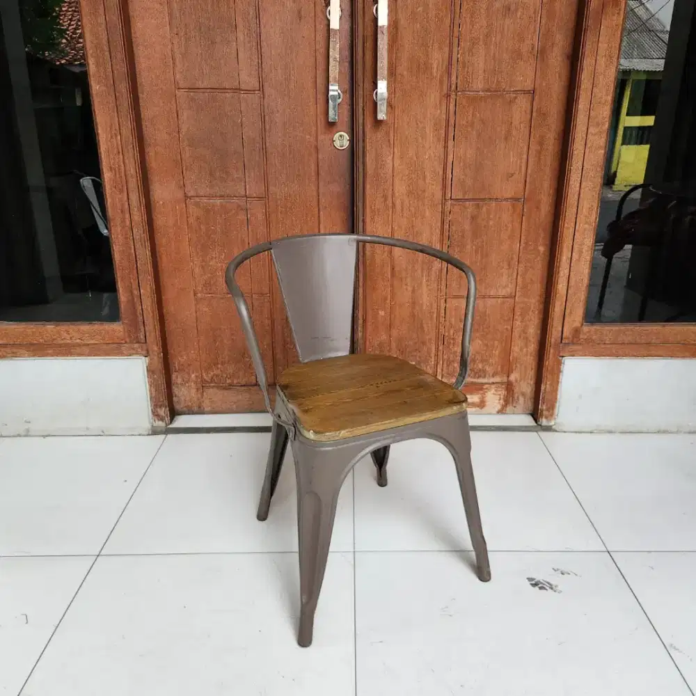 Kursi ex Cafe - Kursi ex Resto K17