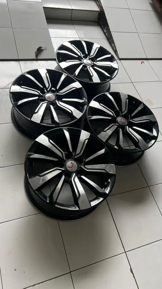 Velg Innova R17 Rush terios almaz cortez voxy noah xpander xl7
