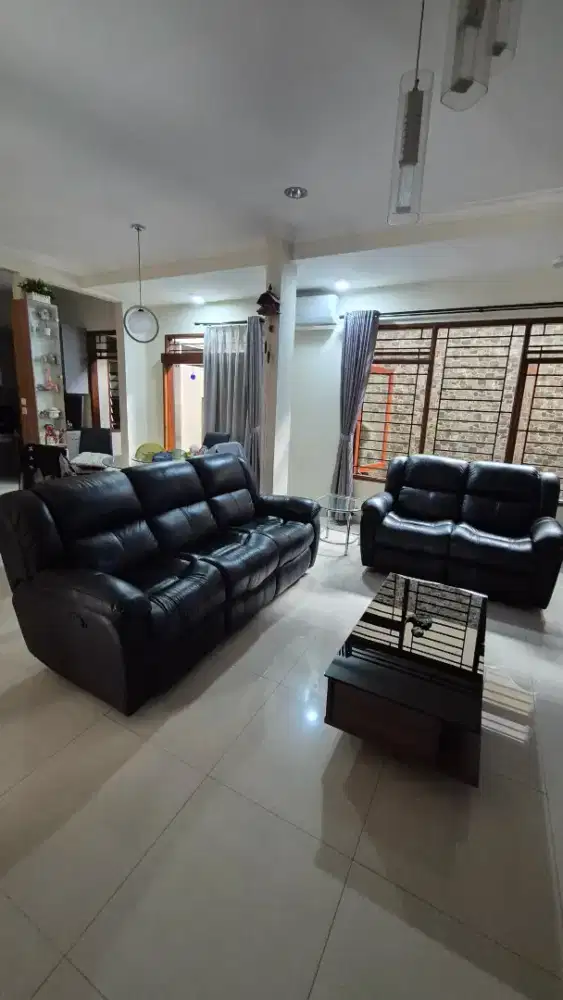 Jual sofa Cellini kindisi 90%