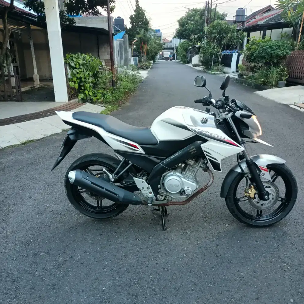 Yamaha vixion 2015 mulus