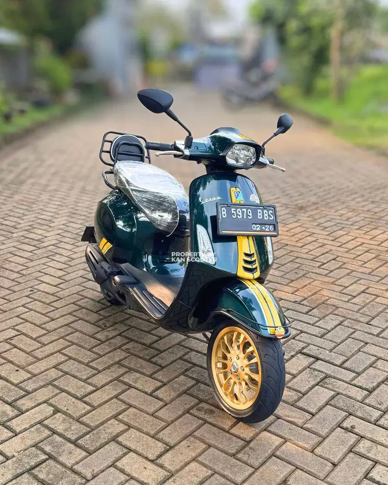 VESPA SPRINT SIXTIES RACING LIMITED EDITION 2020 NO MINUS