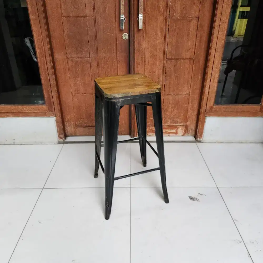 Kursi Bar ex Cafe - Kursi Bar ex Resto KB1
