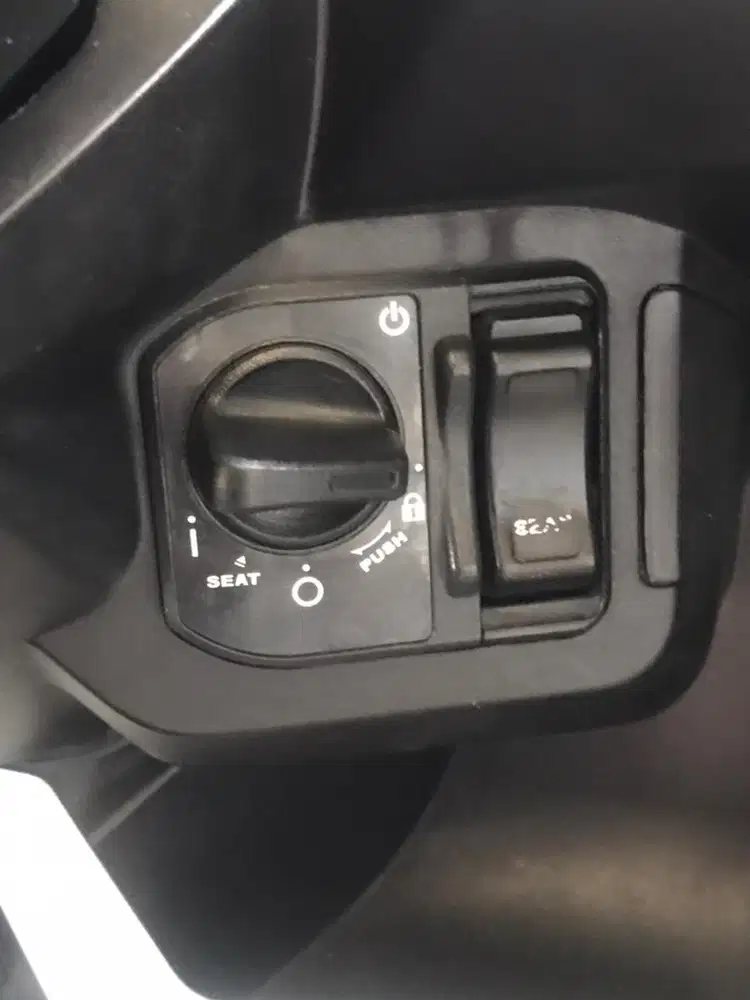 Honda Vario 125 SE keyless Tahun 2023