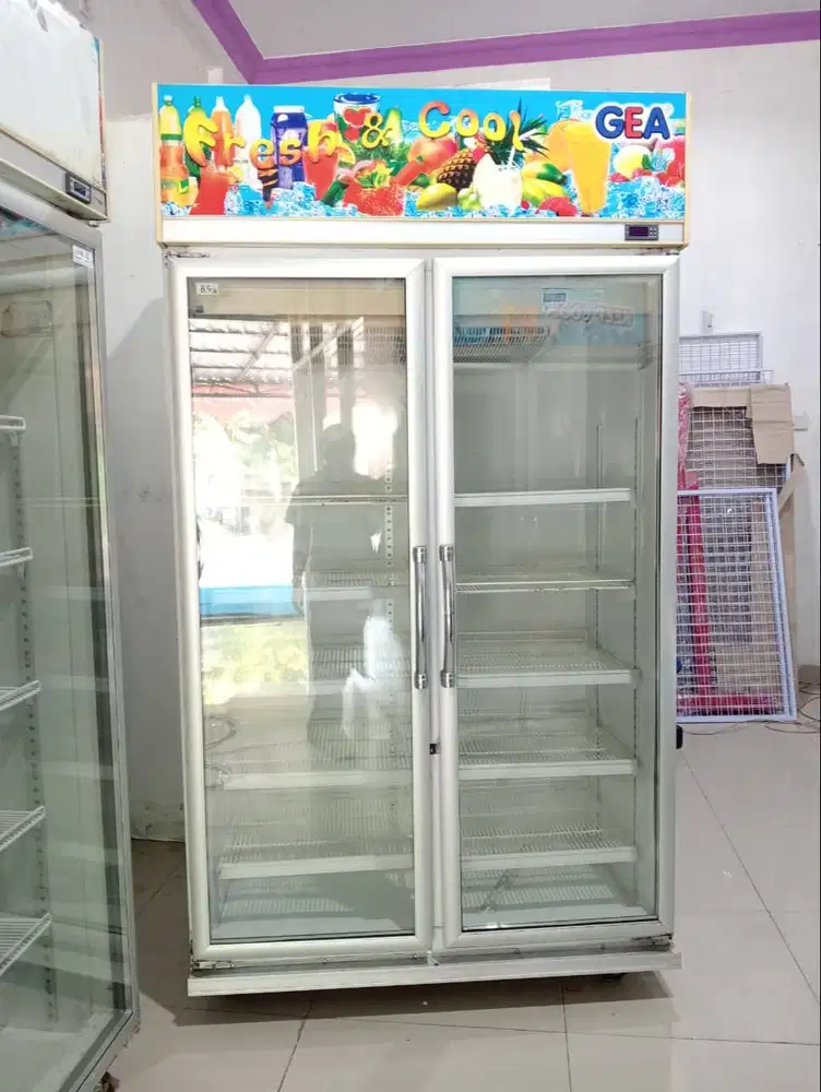 showcase pendingin bekas murah 2 pt merk GEA 1000L normal jaya