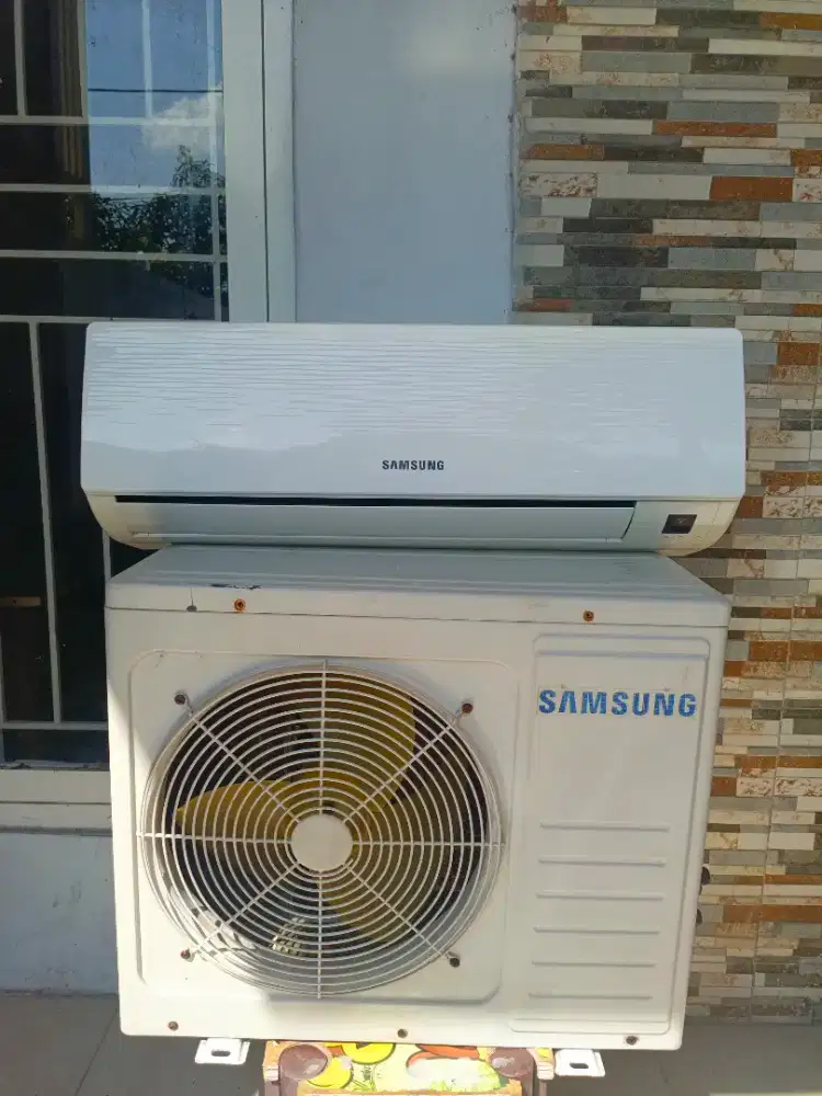 AC Split Samsung 1/2 PK bekas