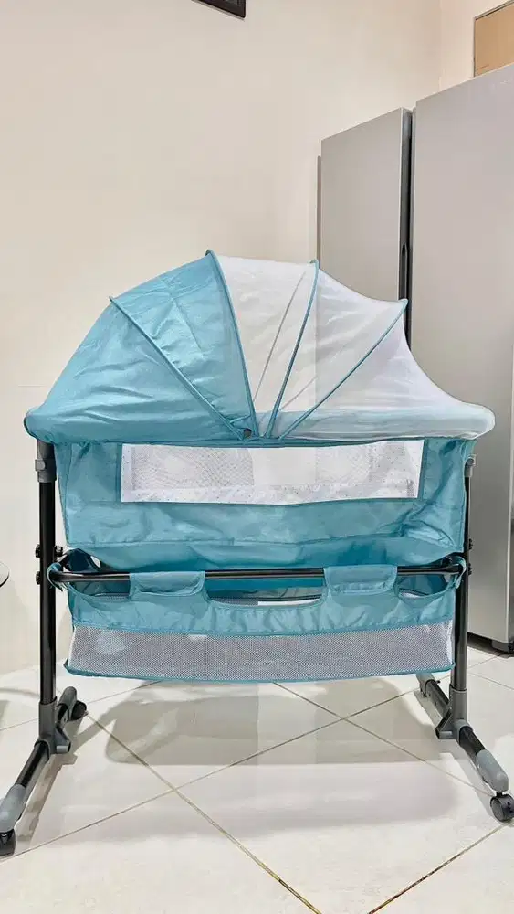 BOX BAYI Like New