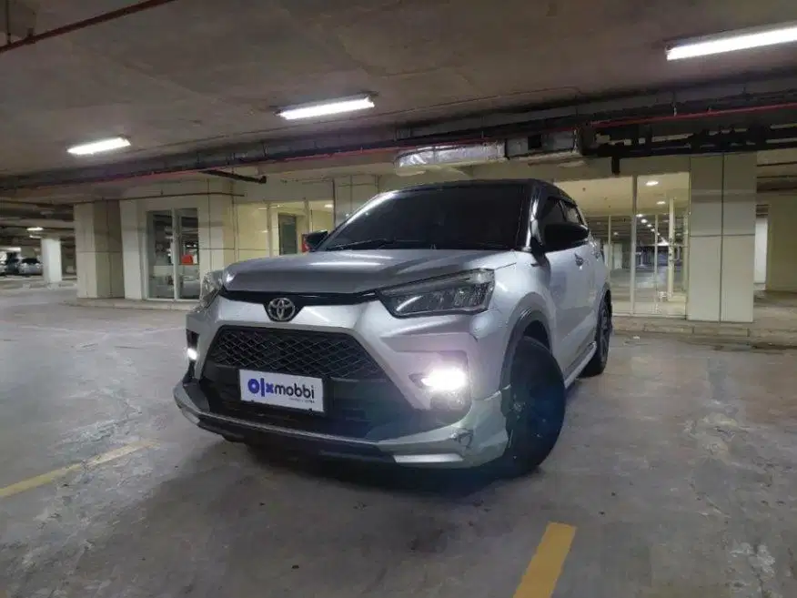DP RENDAH Toyota Raize 1.0 GR Sport Two Tone Bensin-AT 2022 9VPS