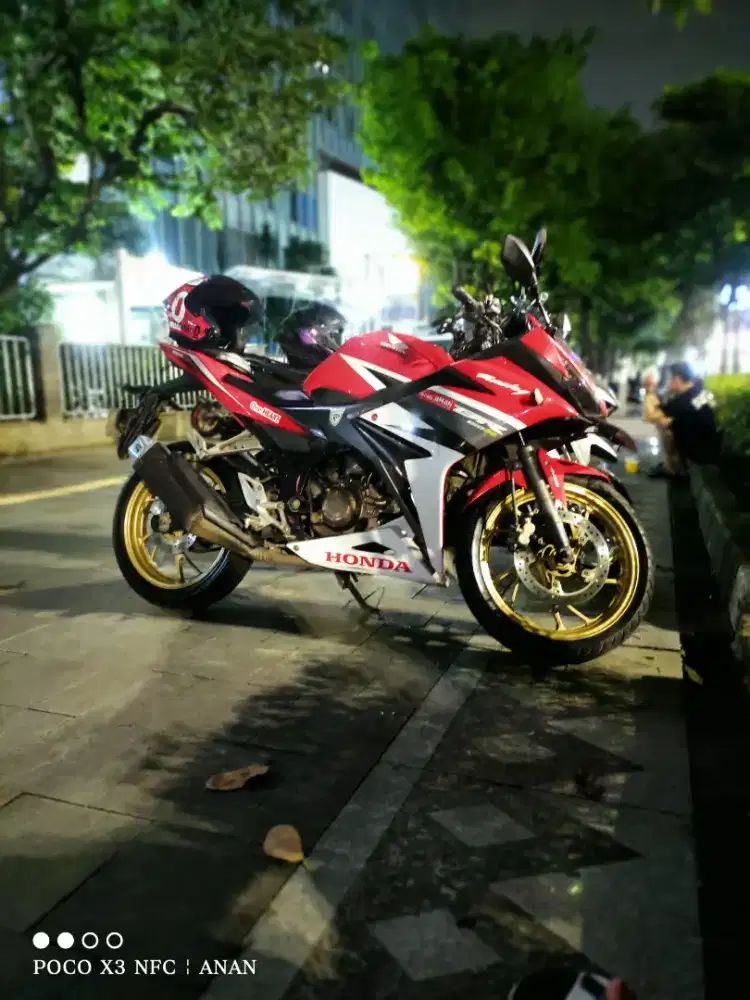 Honda CBR 150 R
