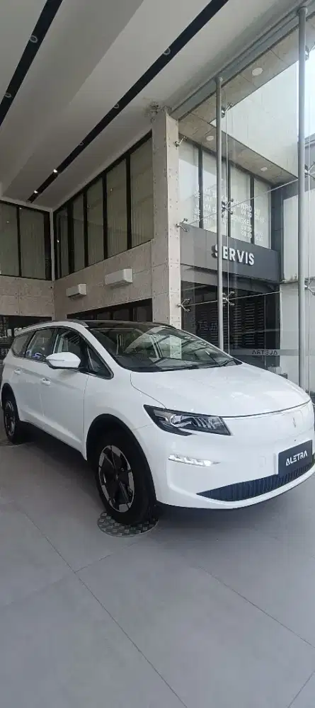 Aletra L8 ev mobil listrik