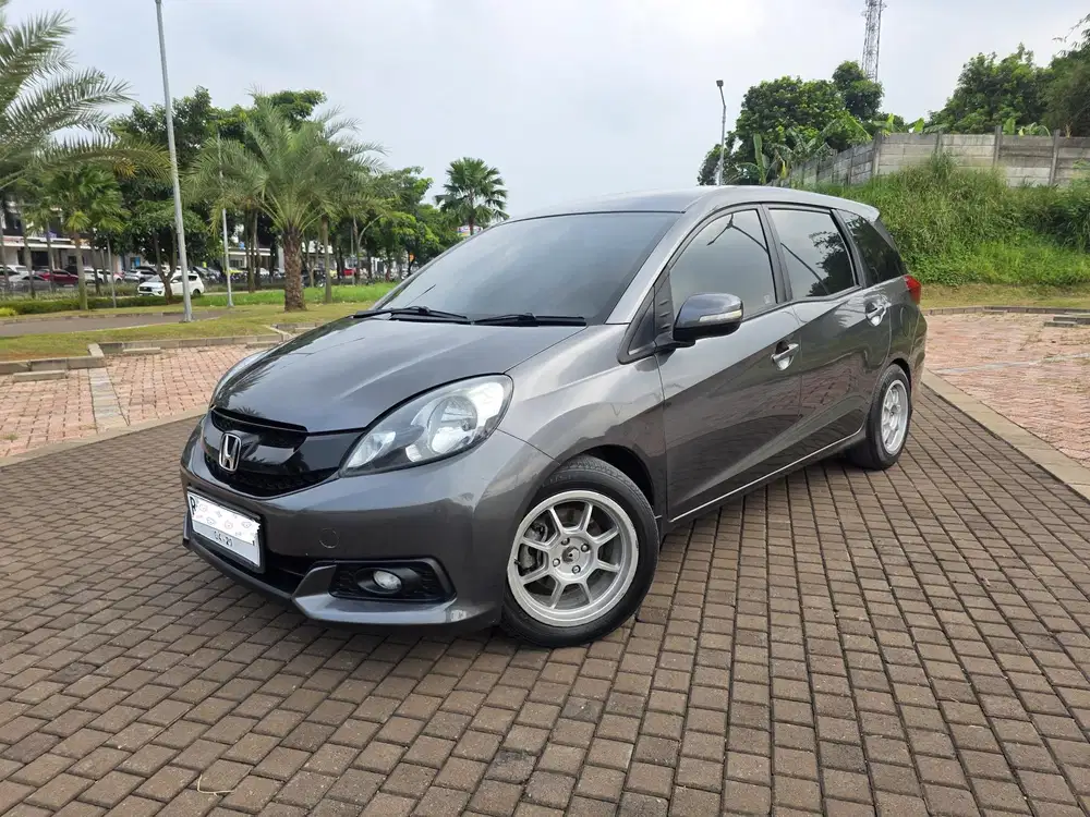 MOBILIO E CVT 2014 SIAP PAKAI