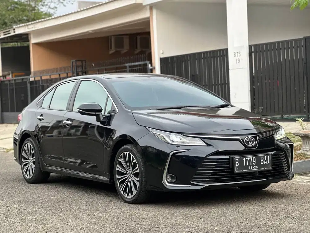 ALL NEW COROLLA ALTIS V 1.8 AT 2020 HITAM FULLSET SIAP PAKAI