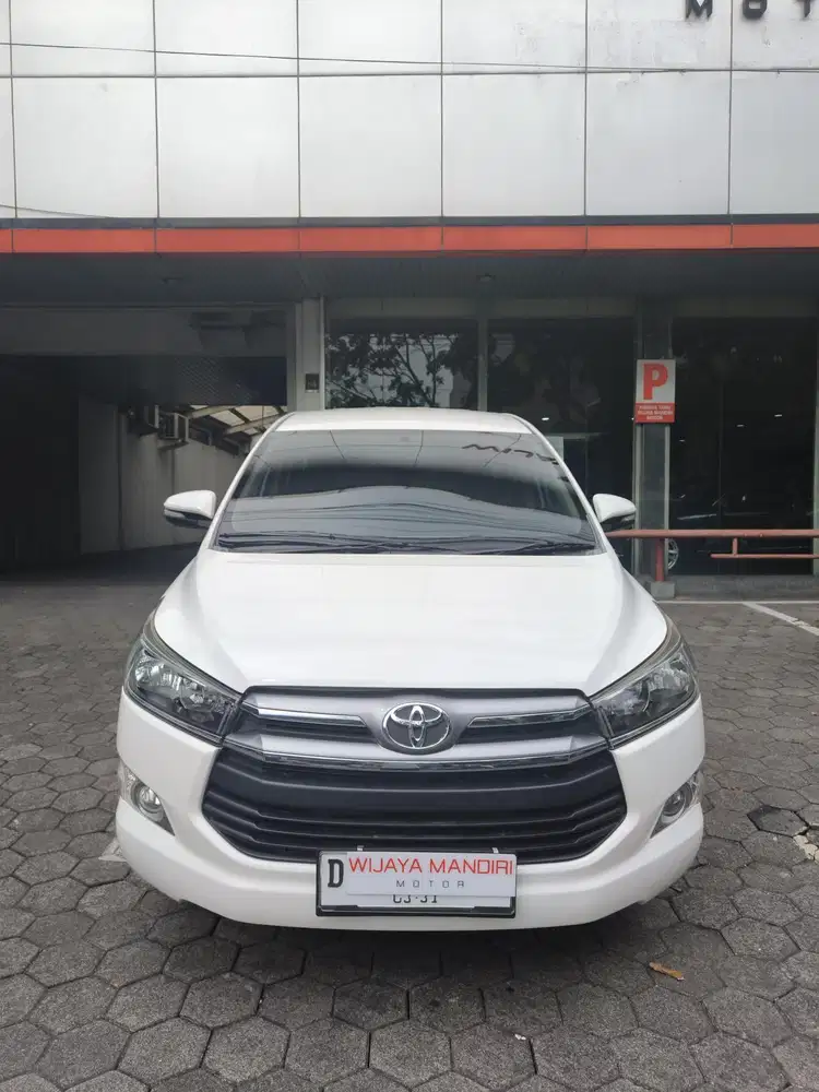 TOYOTA INNOVA 2.0 V A/T 2015 AKHIR