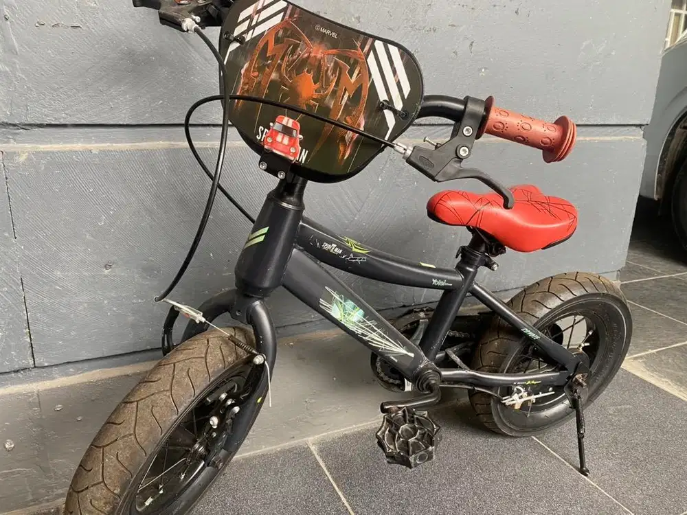 Sepeda anak spiderman like new