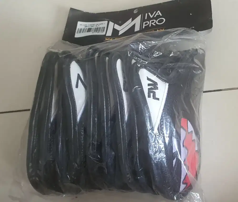 SARUNG PENUTUP STICK GOLF IVA PRO