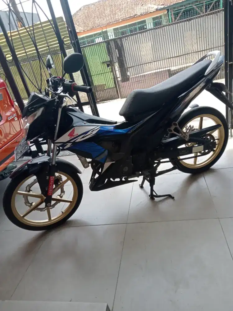 Honda Sonic plat bandung