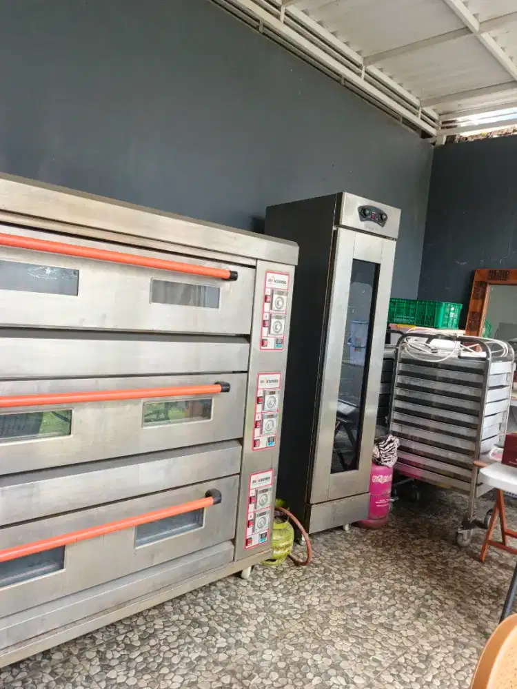 Dijual sepaket alat usaha bakery roti mesin joss
