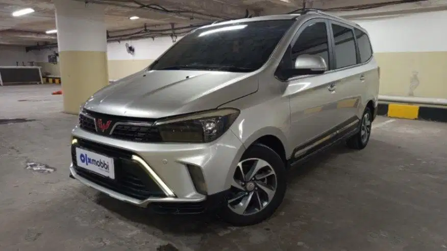 Wuling Confero S 1.5 L Bensin-MT 2021 Silver