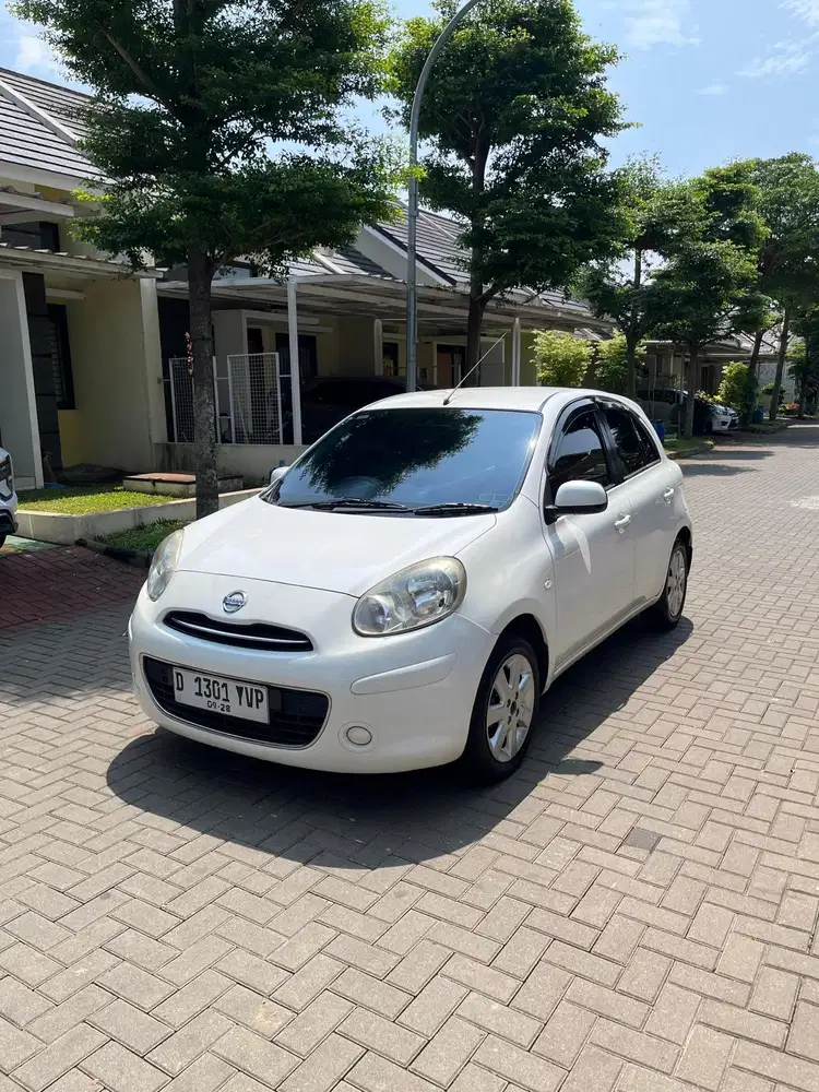 DP 5 JT | NISSAN MARCH XS 2013 MATIC
