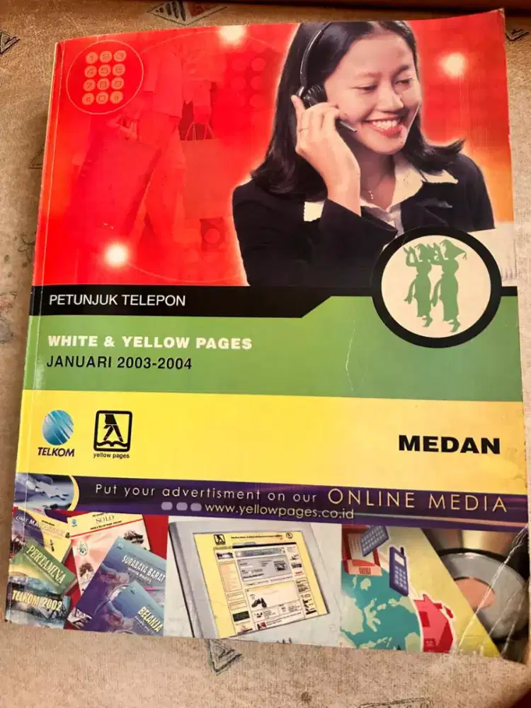 BUKU YELLOW AND WHITE PAGES KOTA MEDAN 2003-2004