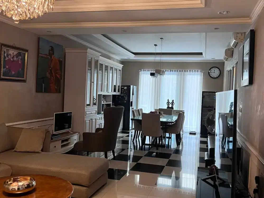 Rumah 2lt luas 10x22 220m type 4KT Cluster Dbanyan JGC Jakarta Garden City