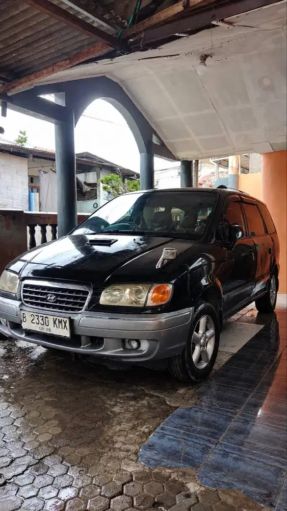 Hyundai Trajet AT DOHC 2.0 Tahun 2001