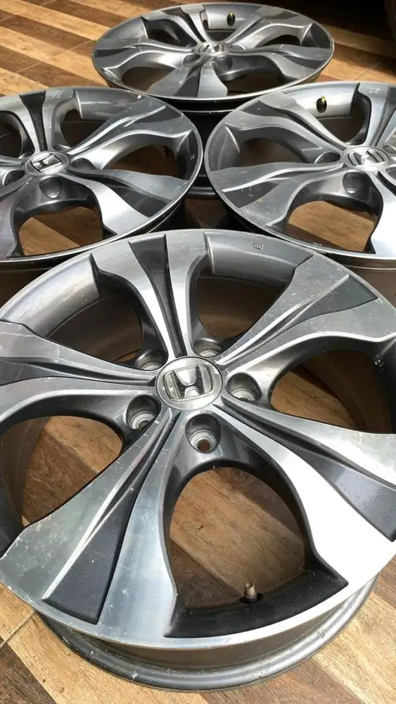 Velg Crv Prestige R18 Hrv Brv Odysey XL7 Xpander Innova Terios Juke