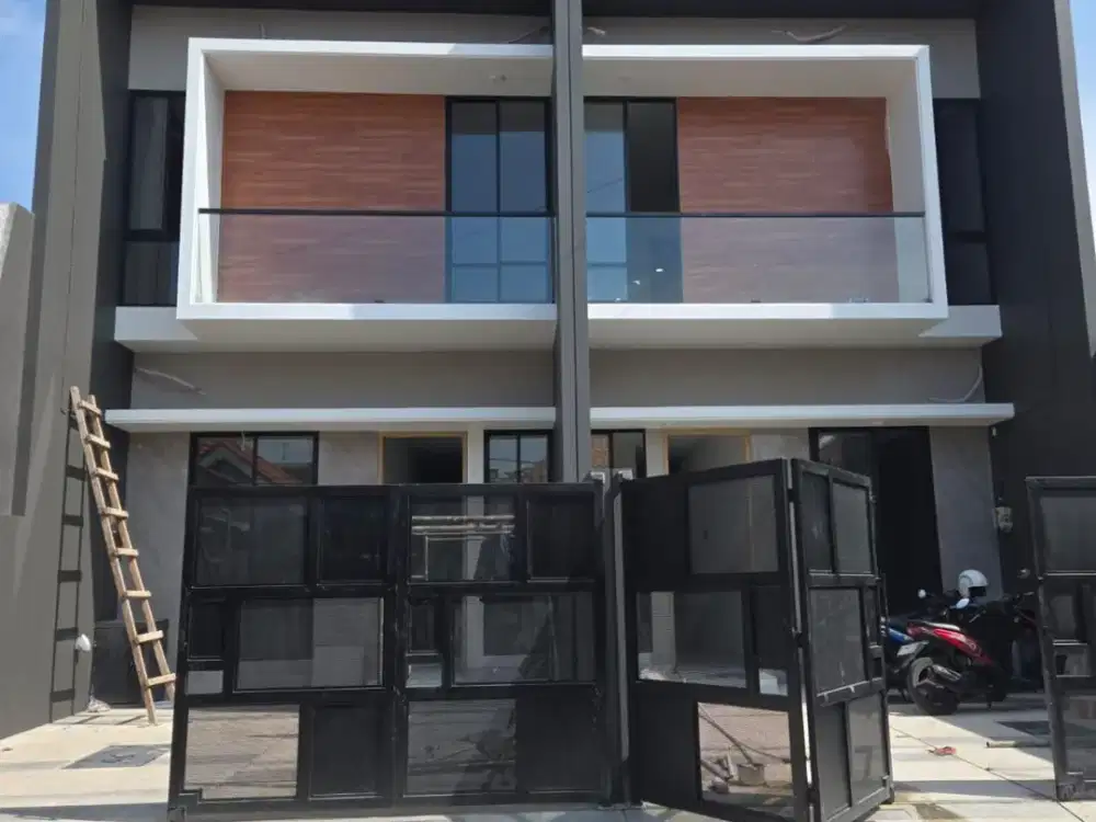 RUMAH BARU GRESS 2 LANTAI WISMA MUKTI MURAH 2M AN
