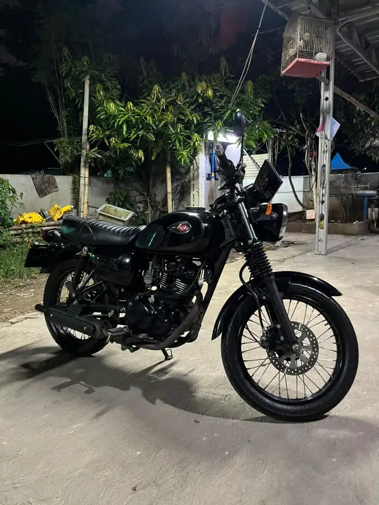 Kawasaki W175 tahun 2022 Ful Original part