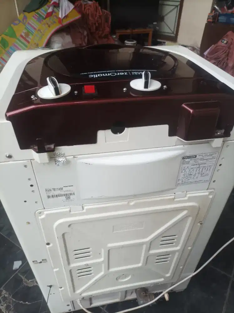 Mesin cuci polytron