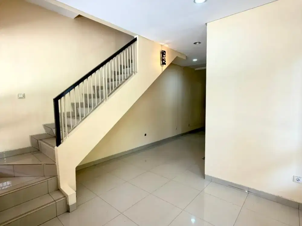 Dijual Rumah 2 Lantai Siap Huni di Residence One BSD City