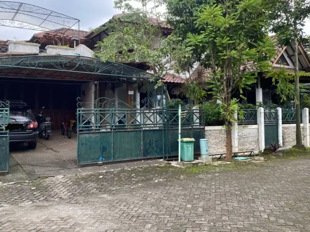 Dijual Rumah Bagus Siap Huni di Taman Rempoa Indah