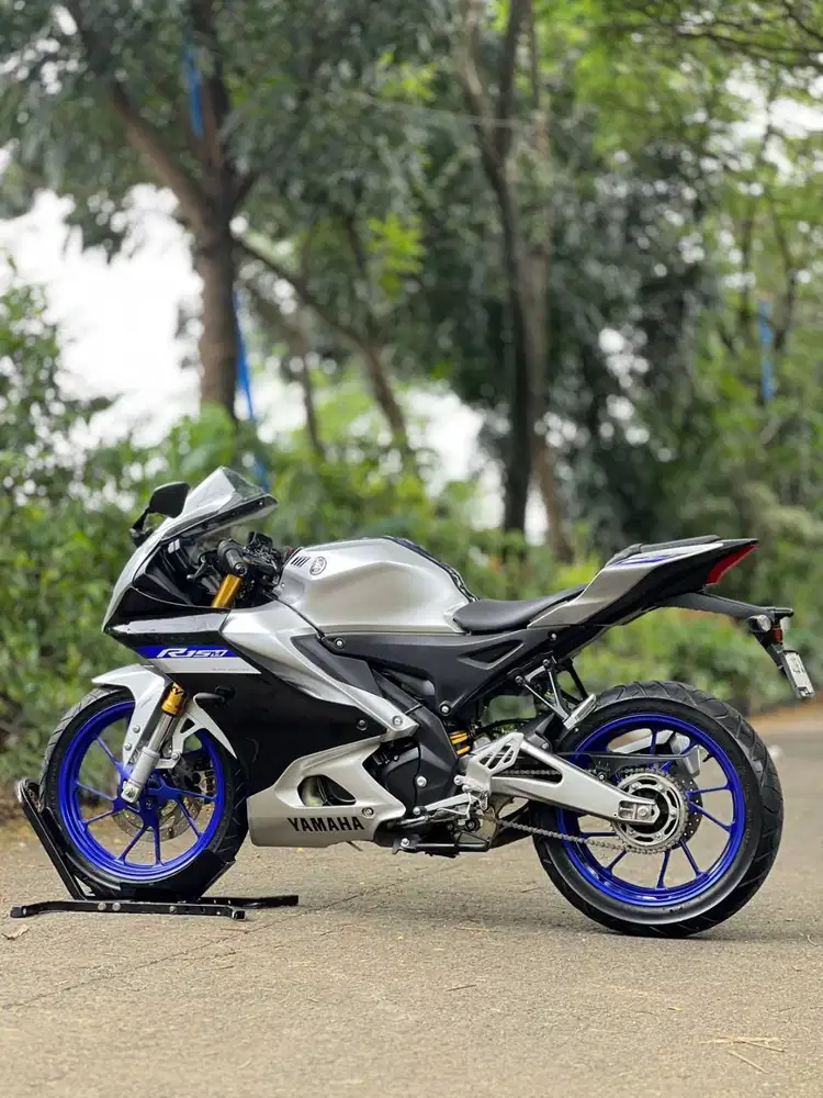 YAMAHA R15M ABS CONNECTED SILVER 2024 KM LOW PAJAK PANJANG KAYAK BARU