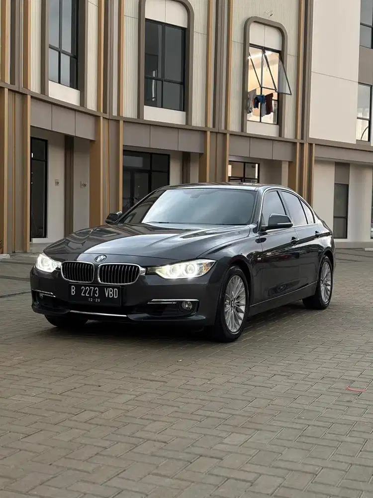 BMW 320i Luxury 2015 - Ganjil - Automatic - BMW F30 Luxury 2015