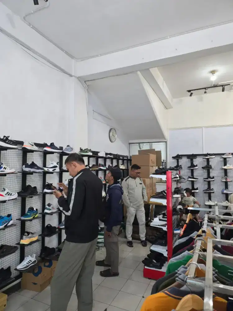 Dibutuhkan karyawati