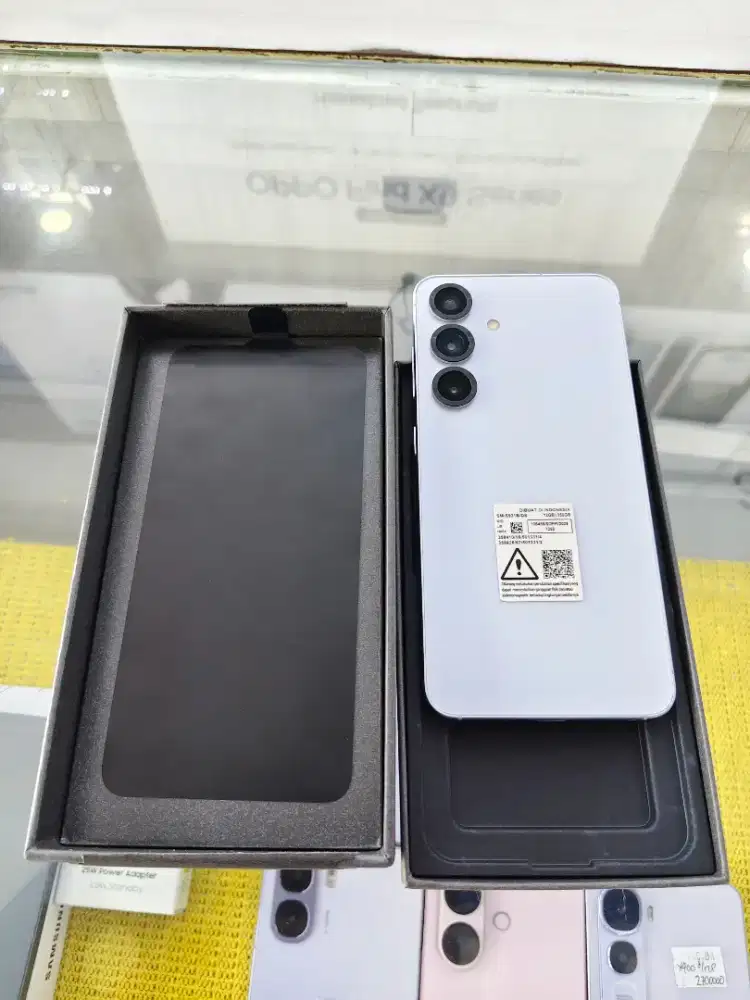 Samsung S25 12/256