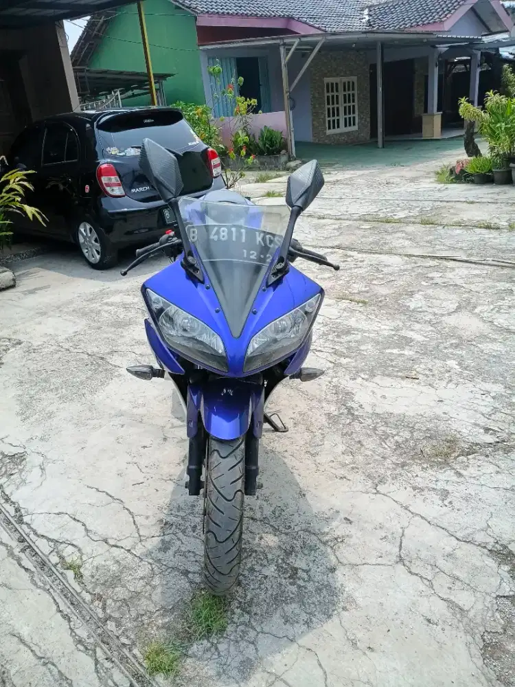 DJUA YAMAHA R15
