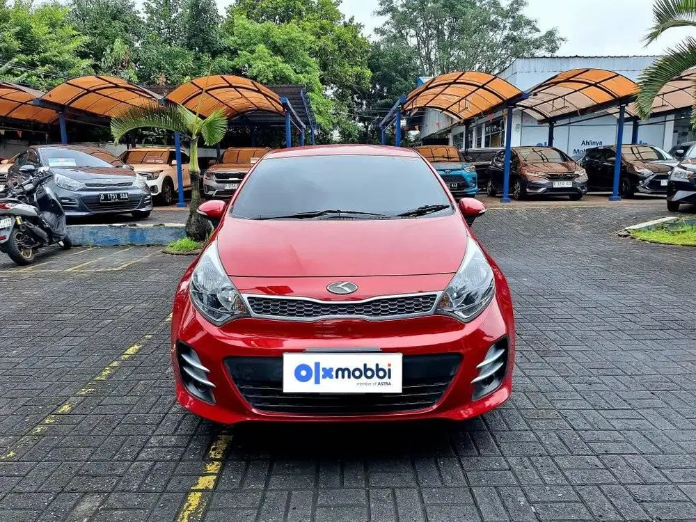 DP Rendah - KIA Rio 1.4 SE Bensin - MT