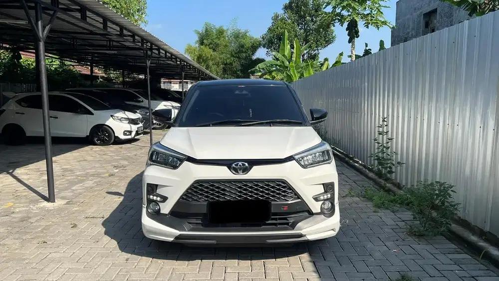 Toyota Raize GR 1.0 Turbo TSS 2022 (Two Tone)