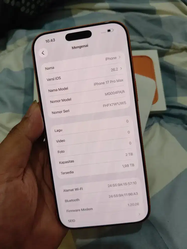 iPhone 17 pro max 2TB belum ada sebulan