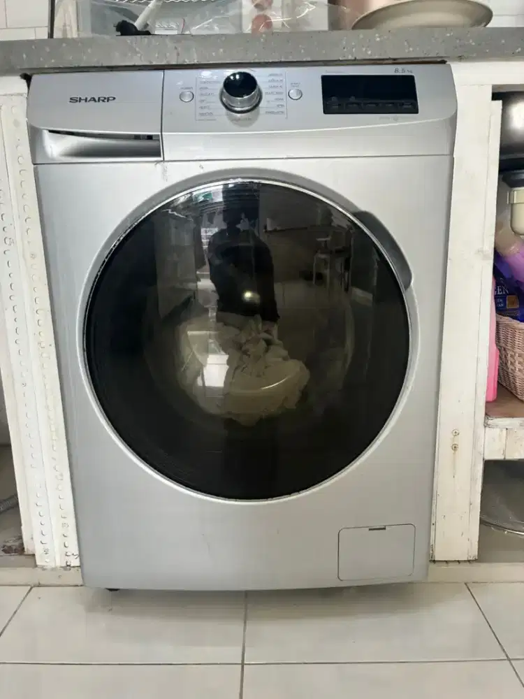 Sharp 8,5 Front Loading