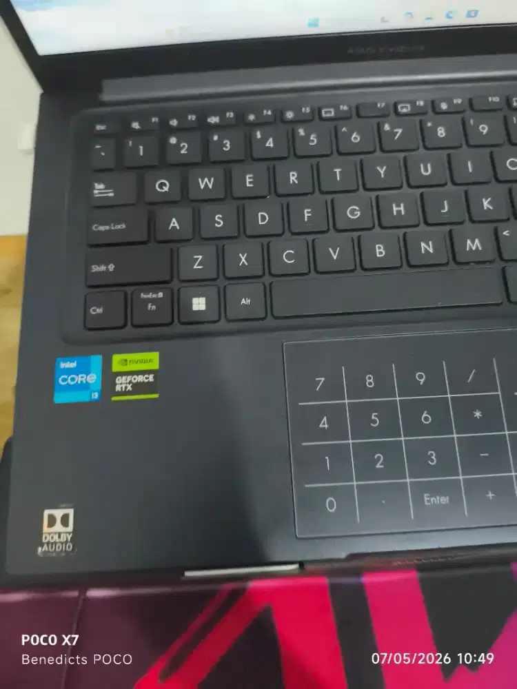 Laptop ASUS Vivobook 13 12/256