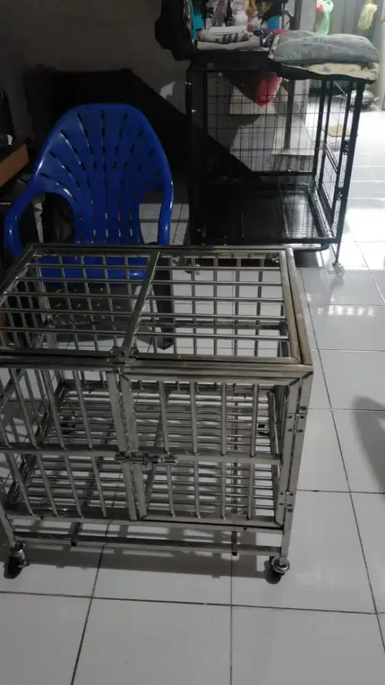Kandang anabul Stainless steel kualitas baik dan masih sangat baru