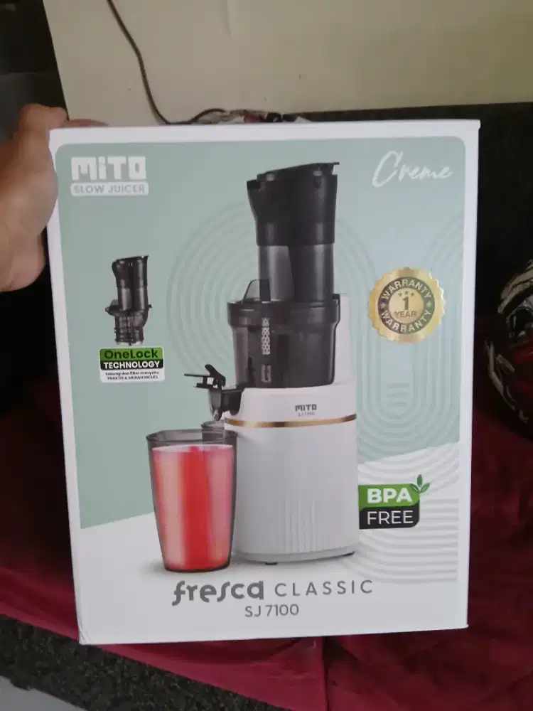 Slow juicer fresca classic SJ7100