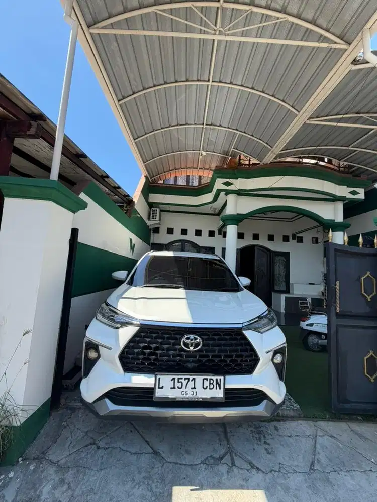 toyota VELOZ TIPE Q cvt  putih