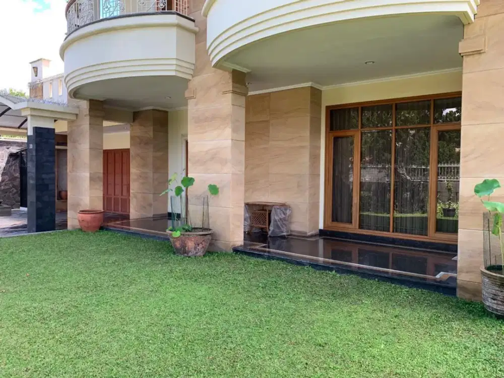 Dijual Rumah 2 Lantai Bagus Nyaman Siap Huni Modern Minimalis Lokasi di Budi Indah Bandung