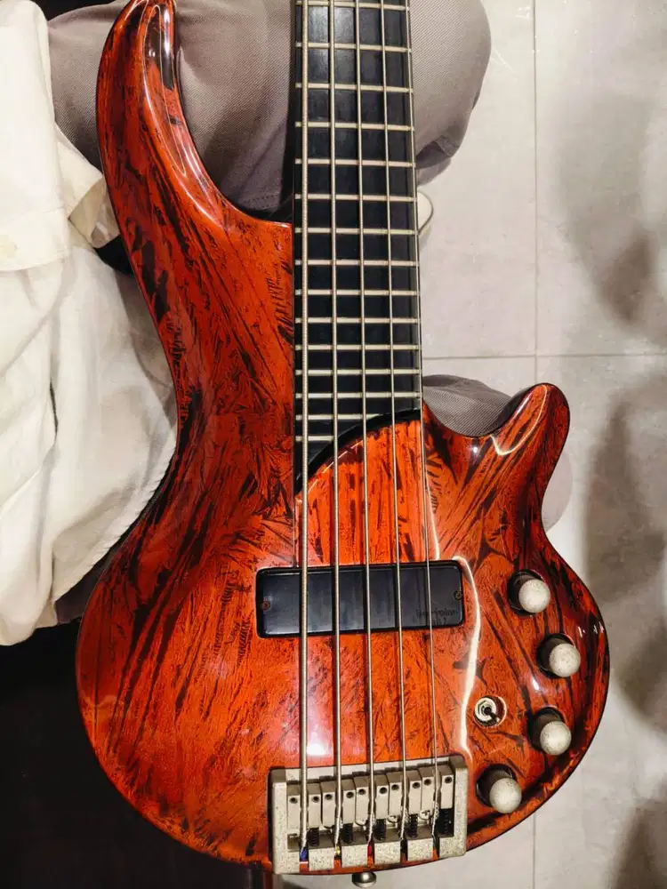 Cort Curbow 5 String Trans Red Bass