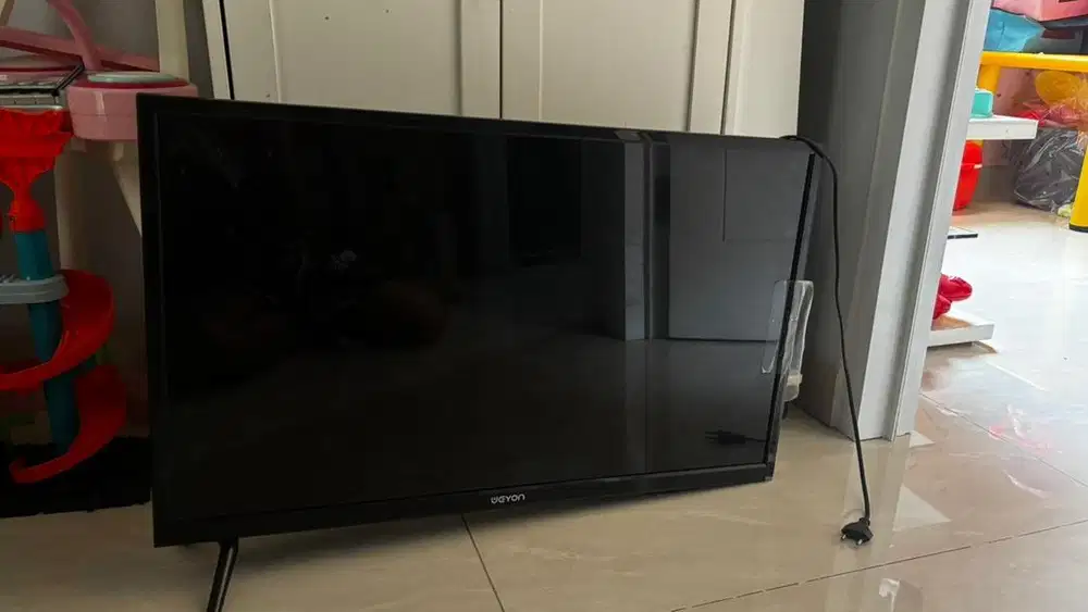 dijual smart TV weyon 32inch normal