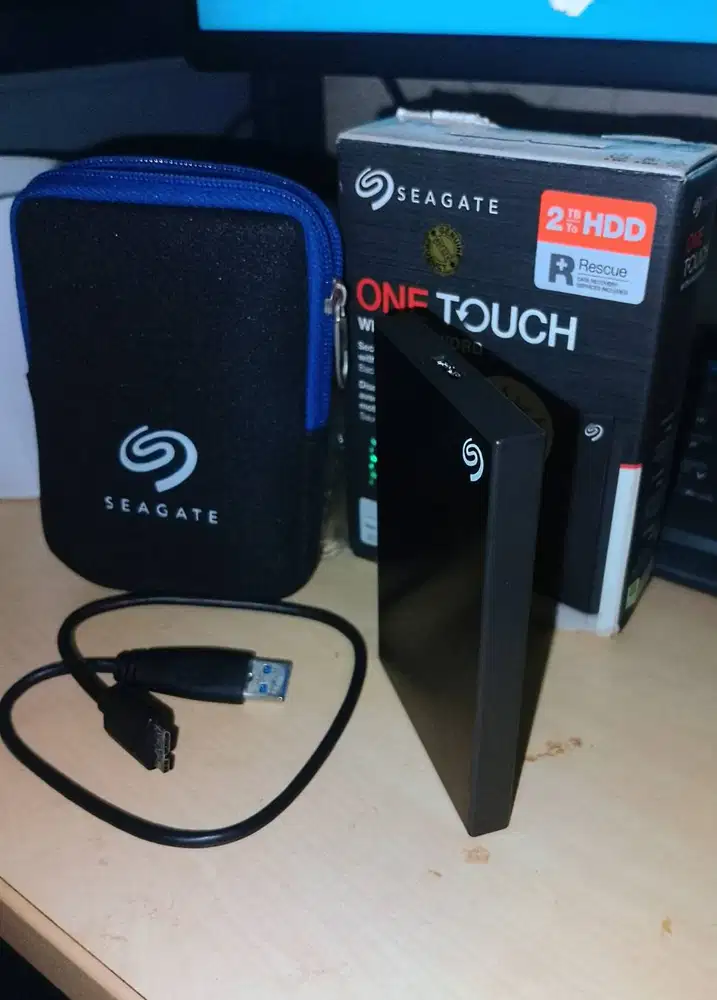Hardisk 2tb kondis mulus komplit