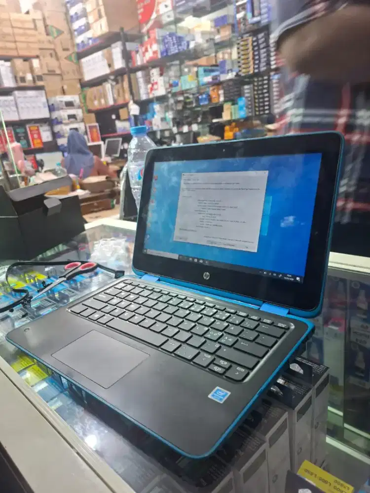 Laptop hp flip touchscreen murah